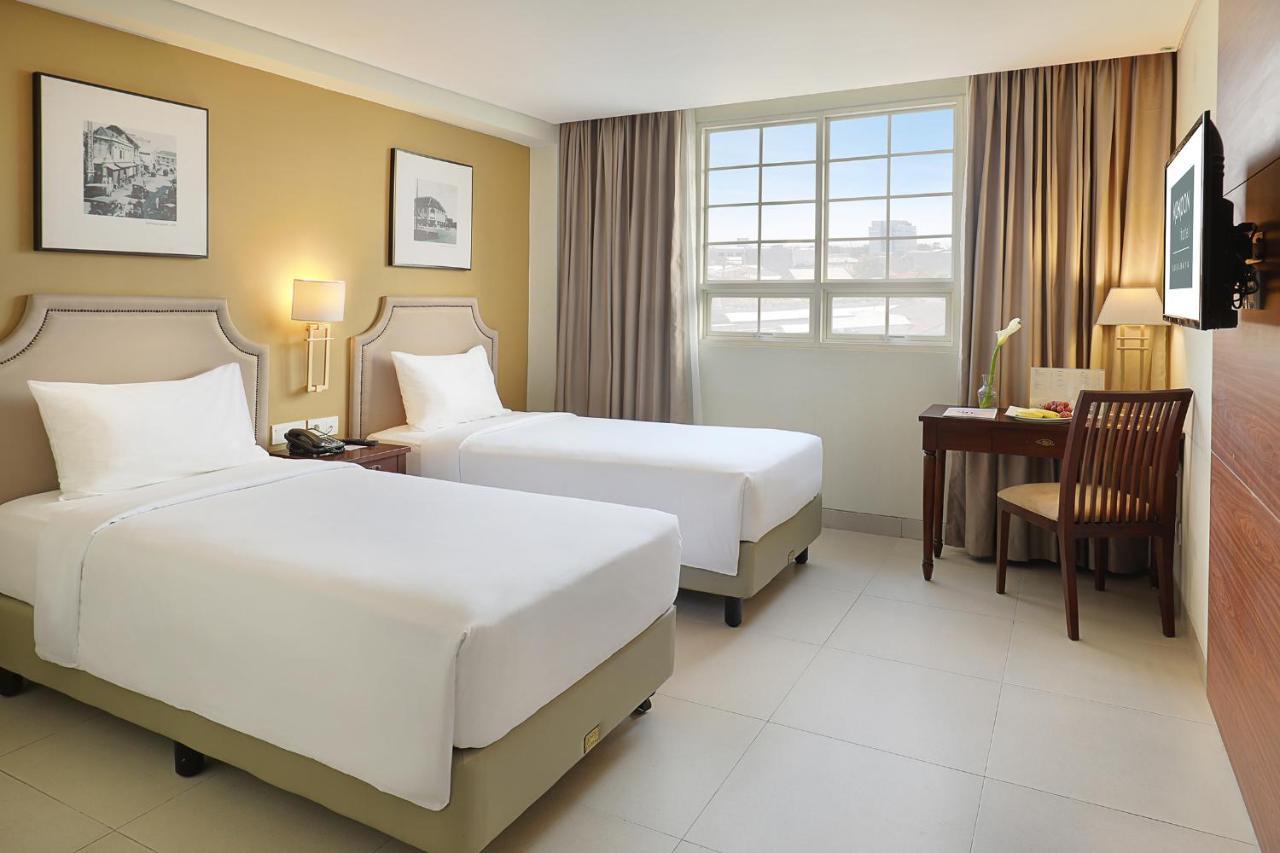 Kokoon Hotel Surabaya Exterior photo